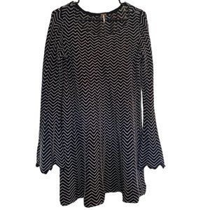VESTIDO DE PELICULA FREE PEOPLE $ 25.00 TALLA S